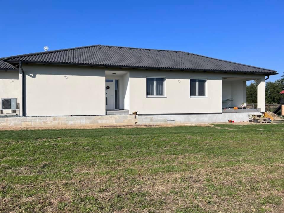 Könnyűszerkezetes ház kivitelezése Gencsapátiban